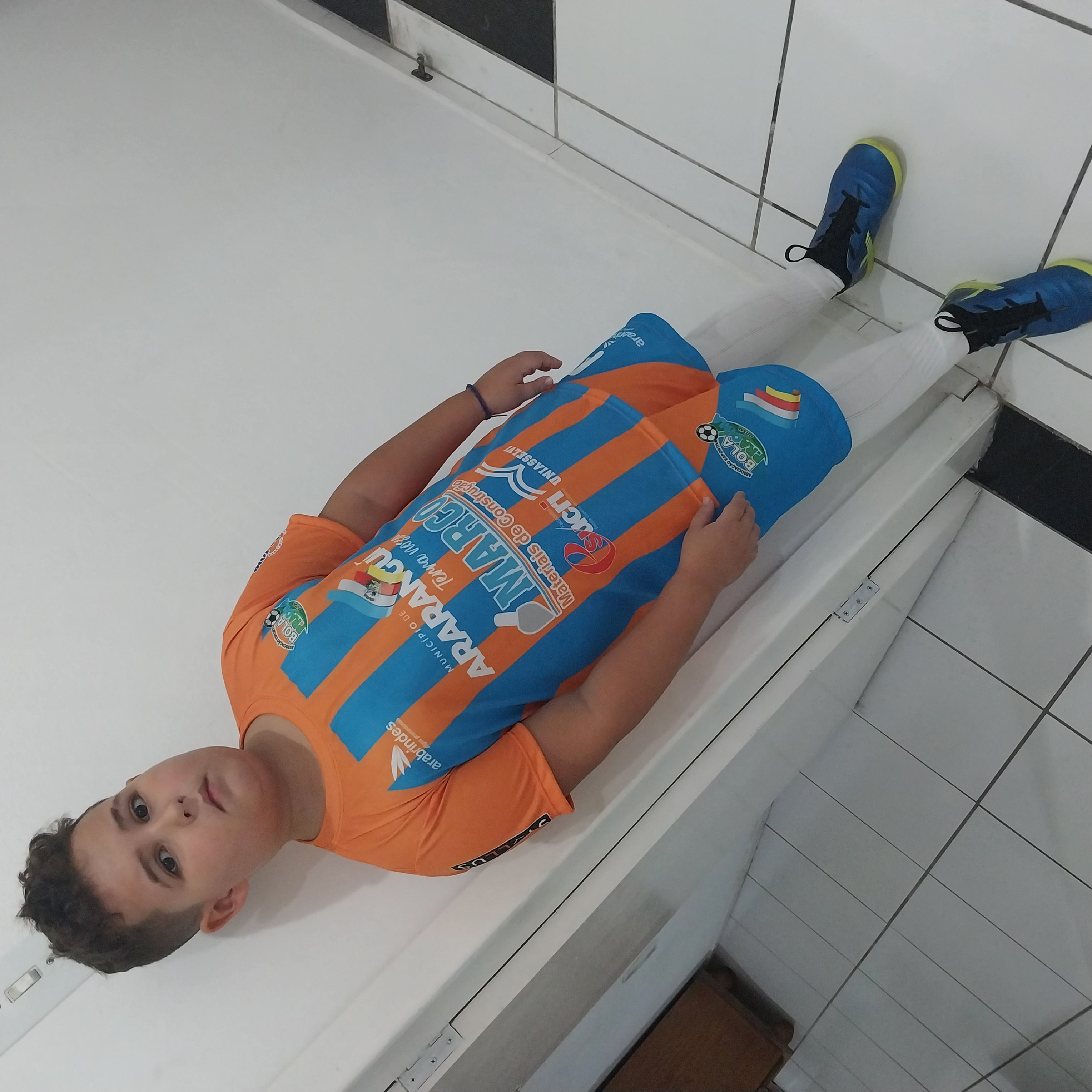 Bola pra Cima